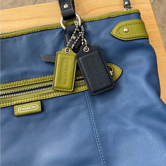 Coach Daisy Spectator Purse Tote Bag - Picture 2 of 14